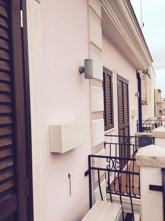 Palazzo Eliss Bed & Breakfast มาร์เกริตา ดิ ซาวอยา ห้อง รูปภาพ